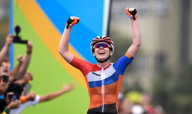 La holandesa Anna van der Breggen, campeona olímpica de ciclismo en ruta
