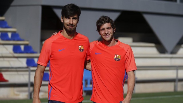 André Gomes y Umtiti se suman a los entrenamientos del FC Barcelona