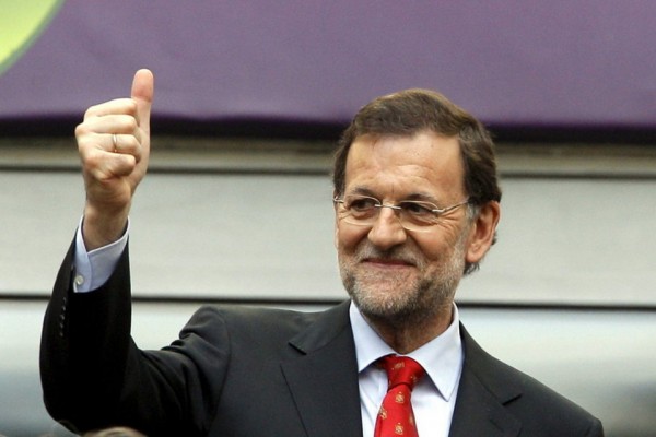 CIS: El PP volvería a ganar las elecciones pero solamente el PSOE mejoraría su resultado