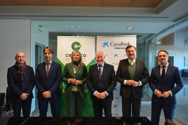 CaixaBank y Cedelco renuevan su convenio apoyar a los agentes económicos y sociales de Elche 