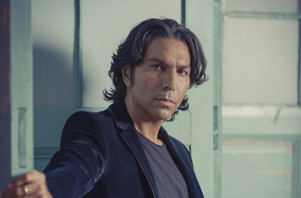 El virtuoso Diego Amador llena de flamenco la Fundación Bancaja