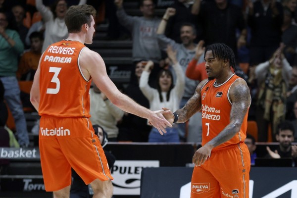 El Valencia Basket pelea contra el cansancio y el nuevo Zalgiris para seguir la estela de arriba
