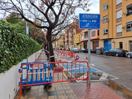 Vila-real inicia les obres per a la millora de les voreres en el carrer Cordó