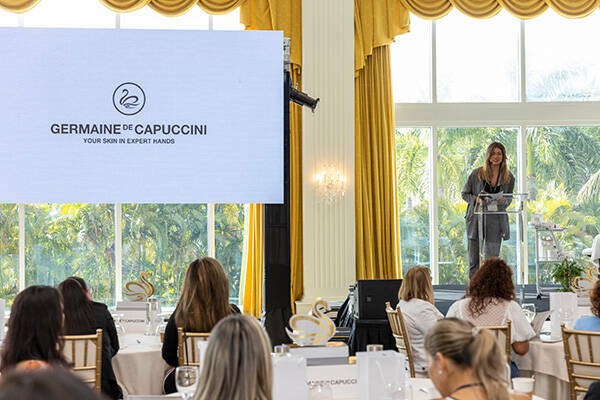 Germaine de Capuccini pone al día su consejo y oficializa la salida de Pedro García de Biomimetic