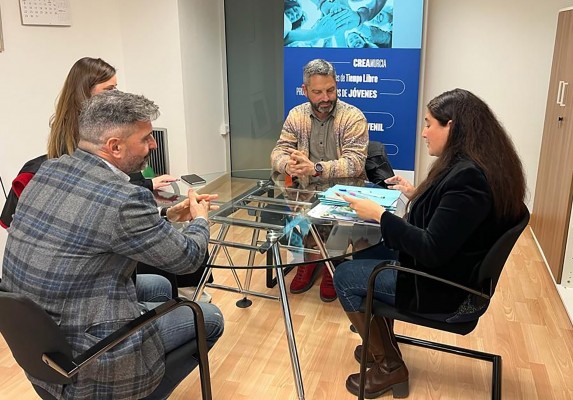 La patronal hostelera empuja para mantener las terrazas covid en Murcia para evitar despidos 