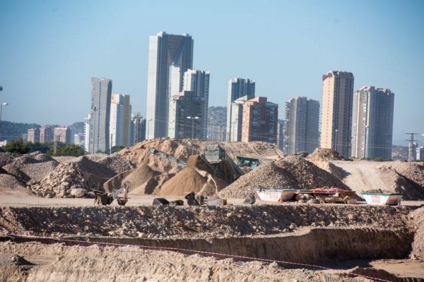 Transportes y Transición Ecológica dan el visto bueno al polígono industrial de Benidorm