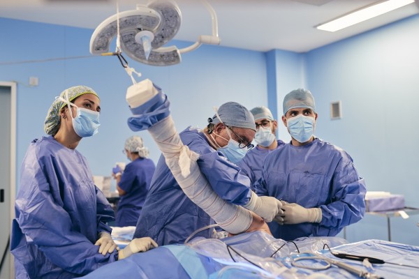 IMED Valencia recibe la acreditación para formación docente MIR en cirugía ortopédica y traumatología
