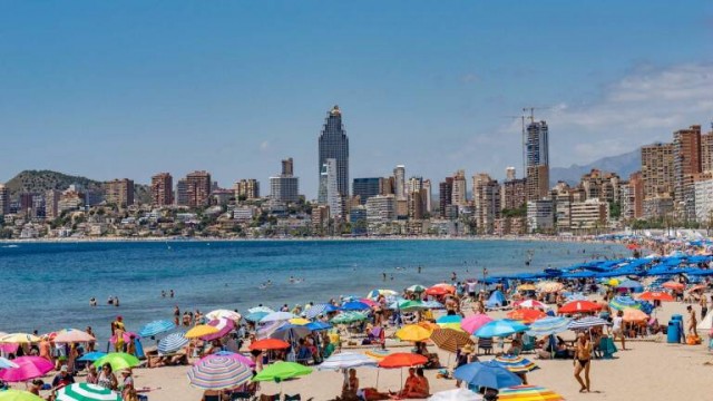 El 2023 de los hoteles de Benidorm: roza la ocupación de 2019 y lidera el turista internacional