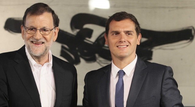 Rajoy reúne a la dirección del PP para votar las condiciones de C's y poner fecha a su investidura
