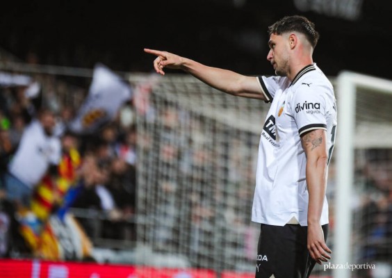 Yaremchuk, Canós y Guillamón responden a la defensa de Baraja