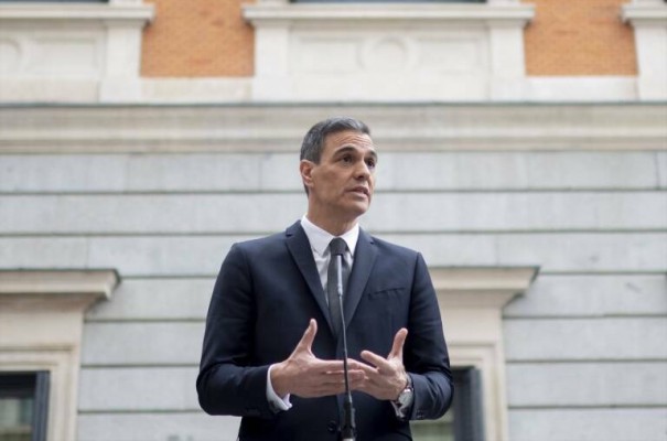 Sánchez aplaude que los estudiantes en prácticas estén ya cotizando: 