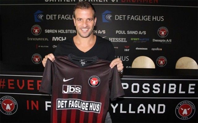 Van der Vaart se va al Midtjylland danés