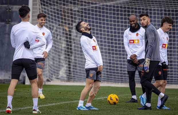 El Valencia levanta el telón en 2024 contra el Villarreal