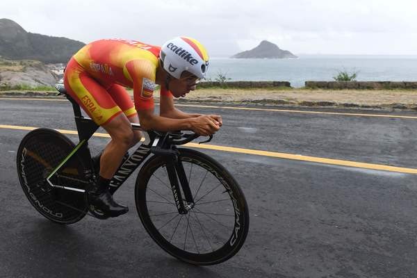 Castroviejo se queda a cuatro segundos del bronce; Cancellara conquista el oro