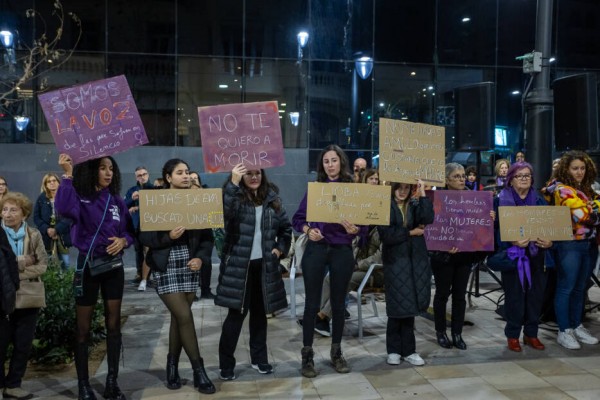 La violencia machista se cobra en 2023 la vida de 55 mujeres, 6 en la Comunitat