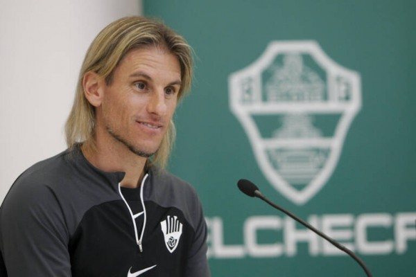 Once jugadores y el técnico Beccacece acaban contrato con el Elche el próximo 30 de junio

