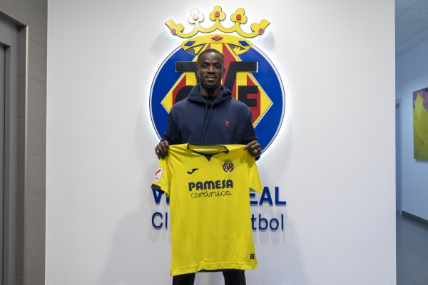 Eric Bailly firma su regreso al Villarreal CF hasta 2025 