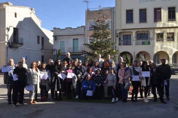 Moncofa forma a más de 30 personas desempleadas en tareas de jardinería y albañilería 