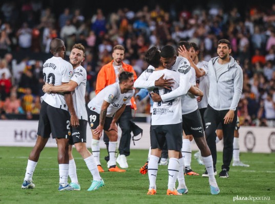 El Valencia recibió 66,8 millones por los derechos televisivos la pasada temporada
