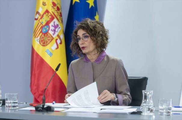 Sánchez asciende a María Jesús Montero a vicepresidenta primera del Gobierno