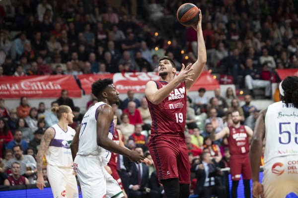 El UCAM CB cierra el año en Santiago pudiendo asegurar la Copa y Sito quiere 
