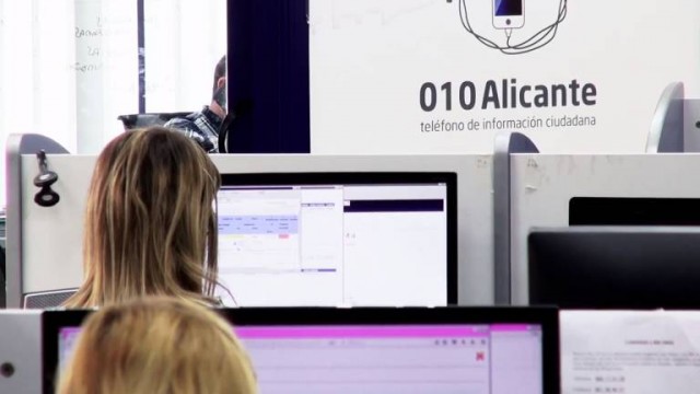 Alicante agota el contrato y prorroga a Verne el servicio de atención ciudadana por 400.000 euros 