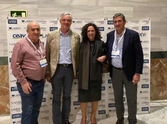 La Confederación Española de Agencias de Viaje (CEAV) reconoce a APHA como 'partner'