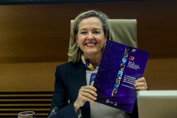 Sánchez anuncia que dará a conocer el nombre del sustituto de Calviño este viernes