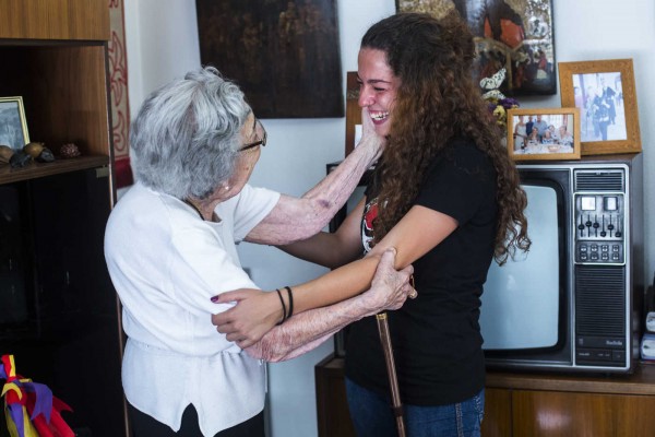Alejandra Soler y Mònica Chirivella: el progreso de la mujer con 84 años de diferencia
