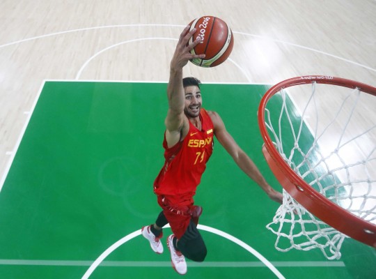España sufre ante Nigeria para llevarse la primera victoria de los Juegos