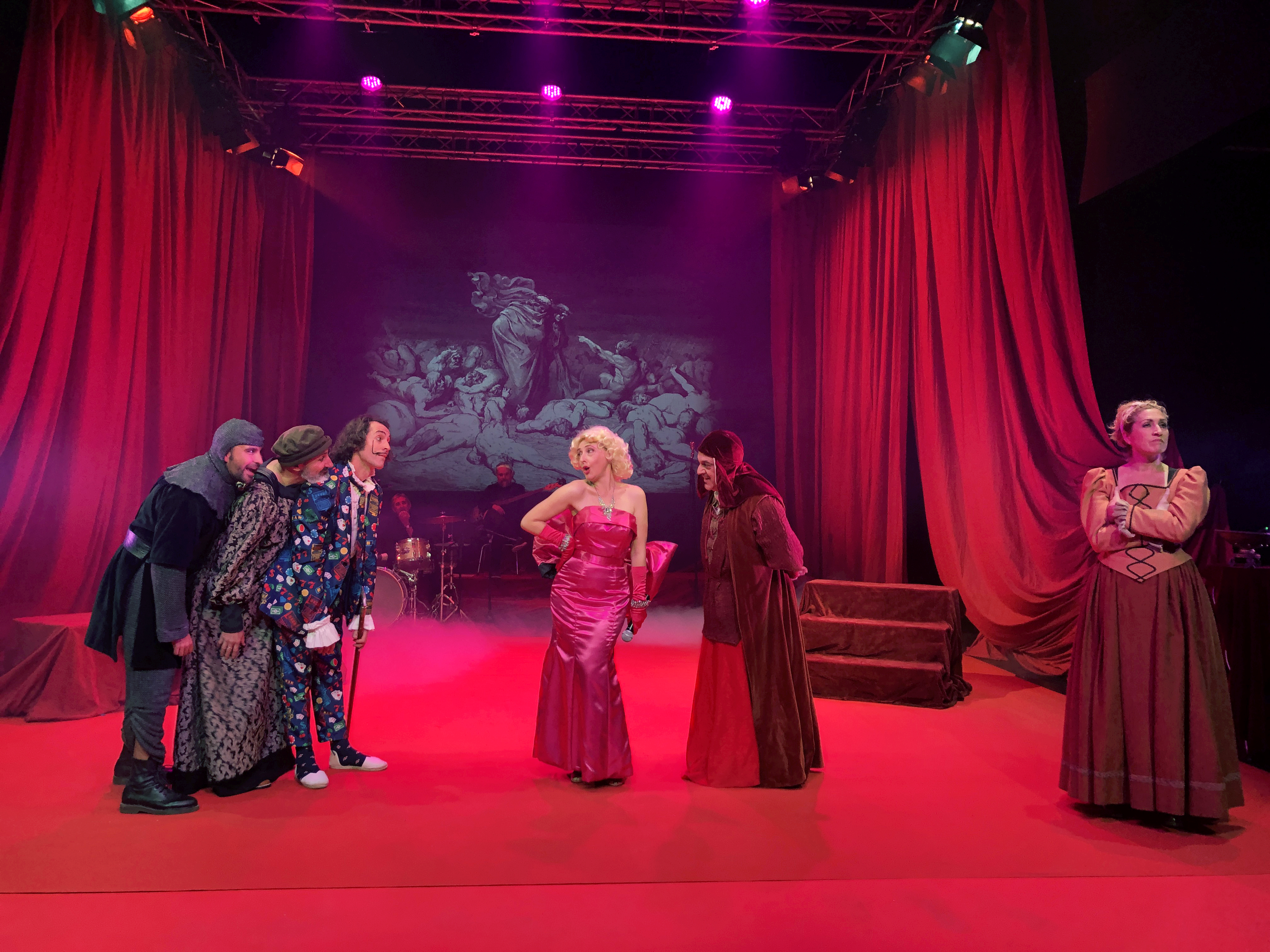 Campanadas desde la butaca: Nochevieja en los teatros de València

