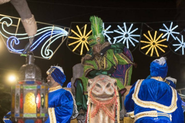 Las sillas para la Cabalgata de Reyes de Alicante se agotan 'online': las últimas, en la Plaza de Toros