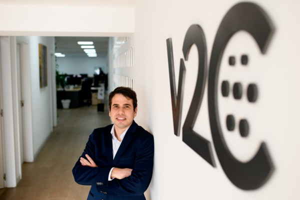 V2C, la tecnológica valenciana pionera en cargadores eléctricos que ha conquistado a Mutua Madrileña