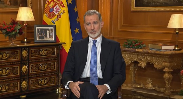 El Rey alerta de que fuera de la Constitución 
