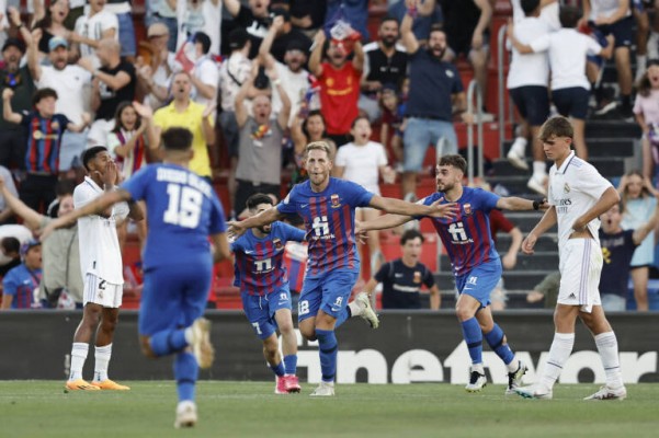 El Eldense cierra un año inolvidable marcado por su ascenso al fútbol profesional