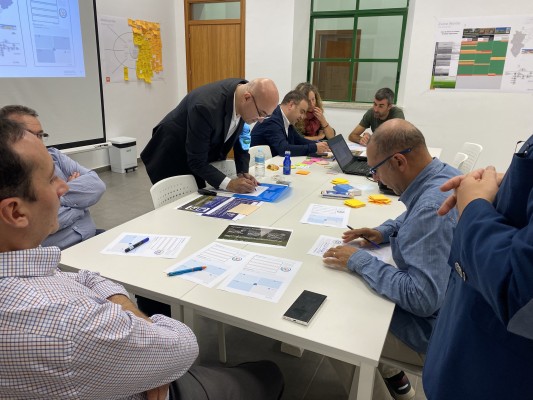 
El hub de innovación colaborativa establece oportunidades para zonas rurales alicantinas