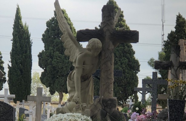 Algunas cosas sobre los ángeles y sobre cómo nos protegen como guardianes del cielo