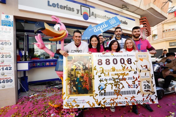 La Lotería de Navidad deja una caja de 3,75 millones en la Región, con ocho décimos de El Gordo vendidos