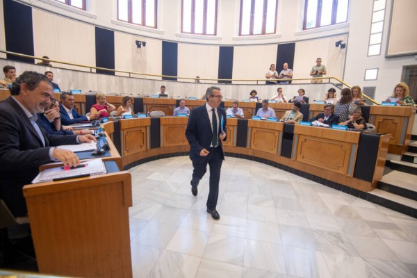 La Diputación de Alicante 'prolonga' las obras del plan Planifica hasta 2025 (y algunas se arrastran desde 2016)