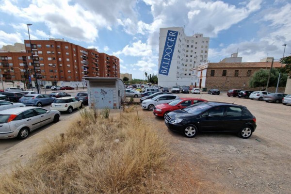 Castelló activa el parking disuasorio de la estación: las expropiaciones, 630.000 euros y permuta de suelo
