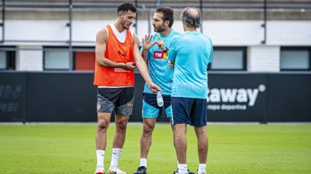 El Valencia intenta que Amallah esté ante el Villarreal antes de irse a la Copa África

