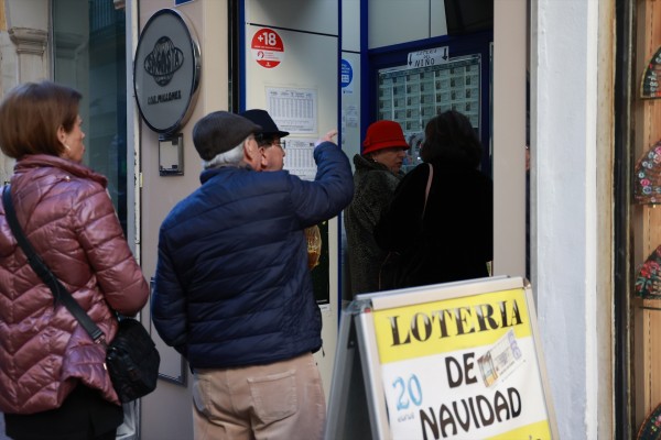 Loterías dice que hay que identificar participantes de los décimos compartidos a la hora de cobrar