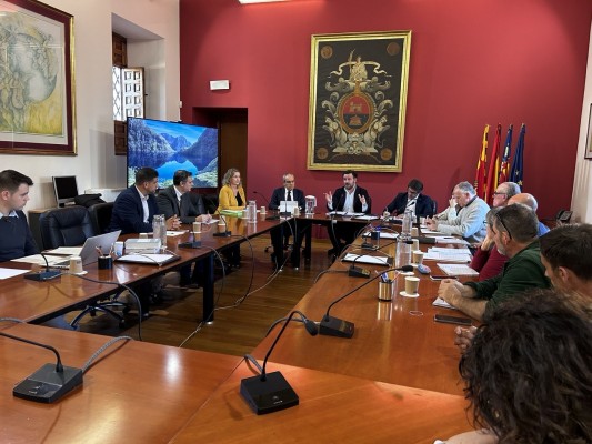 La Junta Gestora del palmeral envía la licencia del restaurante del Parque de Elche a Cultura