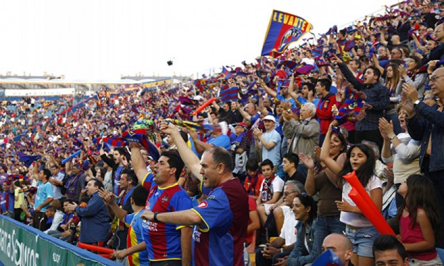 El Levante UD supera los 12.000 abonados 