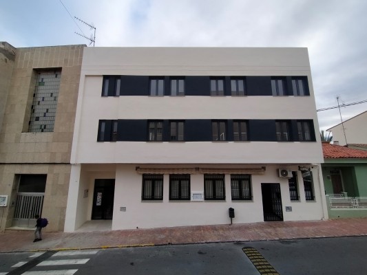 Soneja invierte 195.000 euros en la adecuación del edificio de asociaciones, ya abierto al público