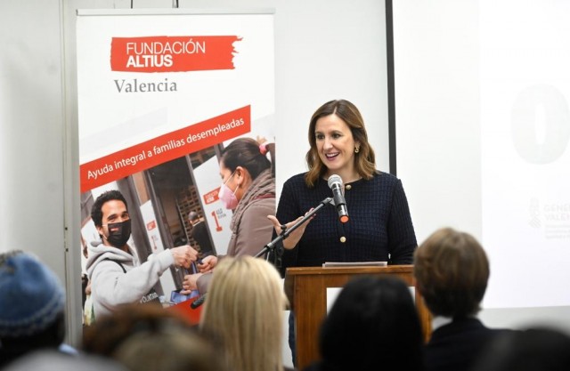 Catalá se compromete personalmente con Orriols en un proyecto de inclusión sociolaboral