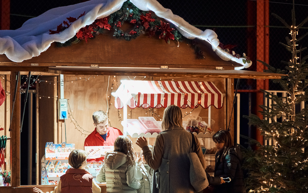 Mercadillo, patinaje y 