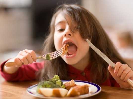Cómo evitar las alergias alimentarias en los niños