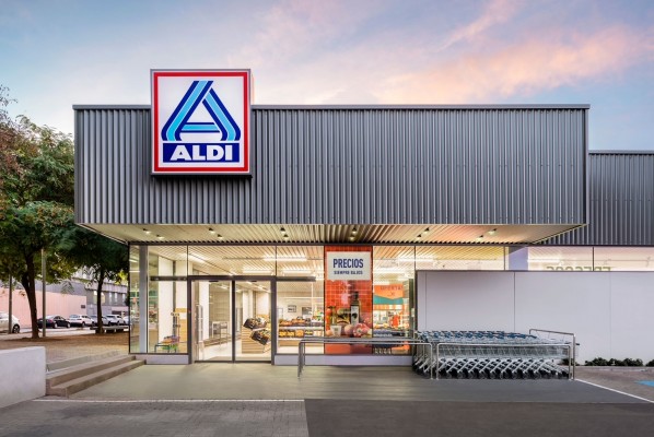 Aldi cierra 2023 con 69 supermercados en la Comunitat y un nuevo centro logístico en Sagunto 