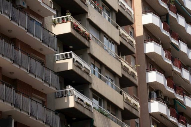 La firma de hipotecas en la Comunitat continúa en tasas negativas al caer un 22,72% en octubre